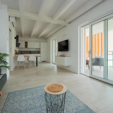 Dream Living Apartment