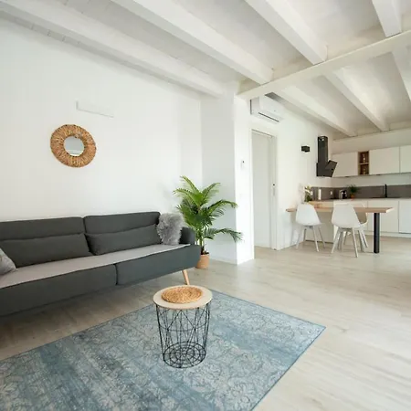 Dream With Pool In Apartment