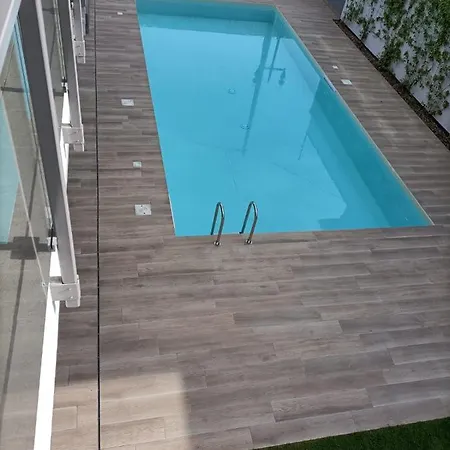 Dream With Pool In Apartment
